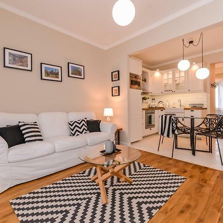 Cо́Coellie - Aesthetic 2Bd Apt Near National Palace By Flat Mаnager Sofia Bagian luar foto