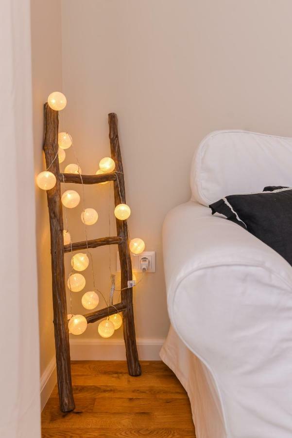 Cо́Coellie - Aesthetic 2Bd Apt Near National Palace By Flat Mаnager Sofia Bagian luar foto