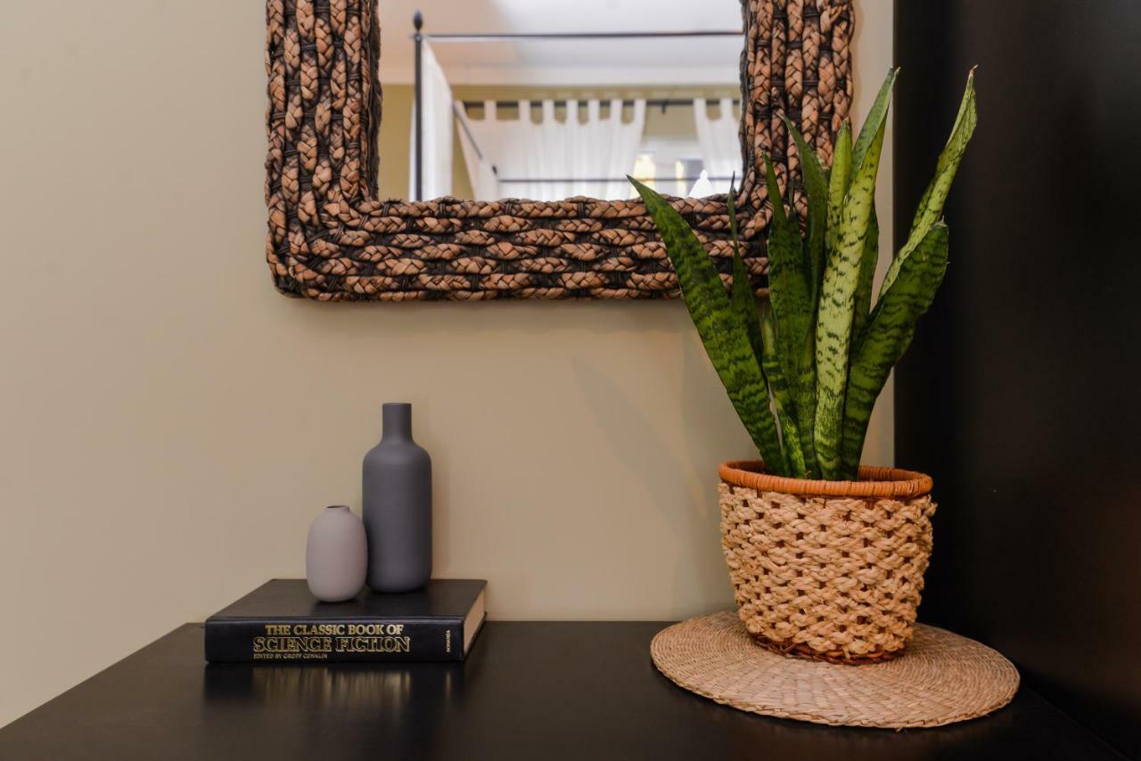 Cо́Coellie - Aesthetic 2Bd Apt Near National Palace By Flat Mаnager Sofia Bagian luar foto