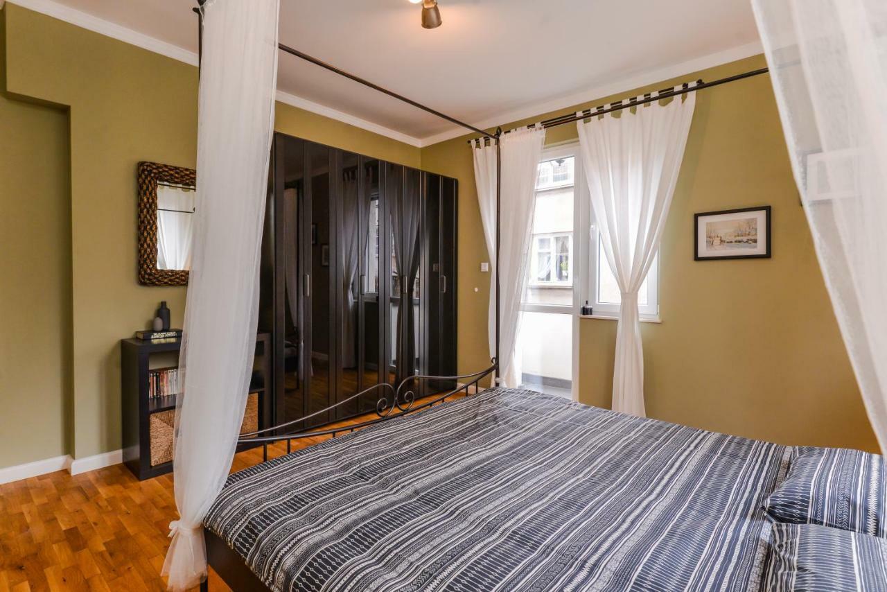 Cо́Coellie - Aesthetic 2Bd Apt Near National Palace By Flat Mаnager Sofia Bagian luar foto